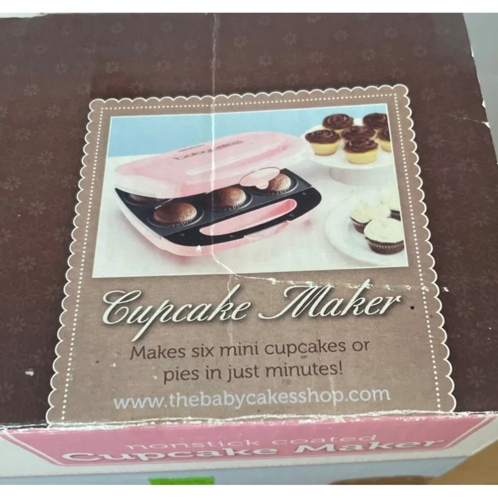 Babycakes Mini Cupcake Pie Maker w Instructions Liners Model CC-71 Pink Nonstick